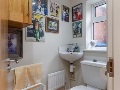 CLOAKROOM/WC